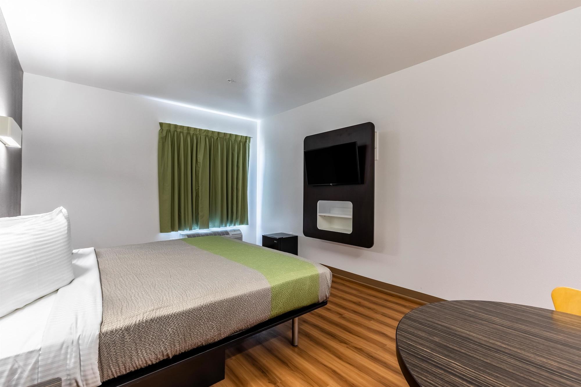 Motel 6-Las Vegas, Nv - Motor Speedway Екстериор снимка